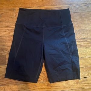 Girlfriend collective black biker shorts size M